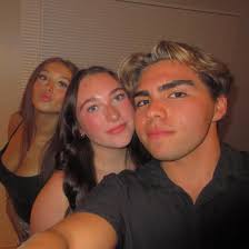 What are some options for renting a place in San Diego for the 2025 school  year?