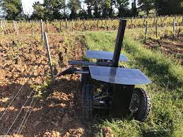 N'ayez pas peur de vous lancer car aucune taille n'est mauvaise et votre expérience vous. Un Robot Pour Tailler Et Epamprer Recompense Sur Agrovina Mon Viti