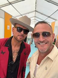 Did the Mats ever do a gig with the Tragically Hip?