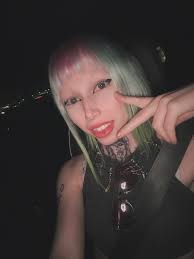 Danielle Sophia (@danisophia.official) • Instagram photos and videos