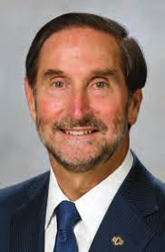 C O M M E N C E M E N T S P R I N G 2 0 1 8