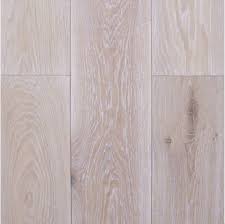 7 Wide Wire Brushed Vintage White Wash White Oak 5 8 Thick 4mm Wear Layer Lifetime Finish Warranty Oak Wood Floors White Oak Wood Engineered Wood Floors