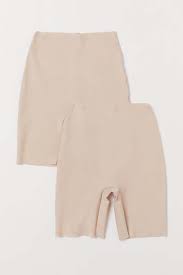 💕faja reductora cintura con un diseño perfecto ： los pantalones adelgazantes tienen 4 huesos. Kim Kardashian Pone De Moda La Faja Que Encuentras En Zara O Primark