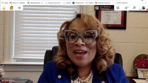 Alisa Mclean's Instagram, Twitter & Facebook