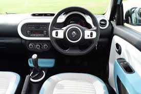 Présentation des centres en france. 2016 Renault Twingo Car Interior Dream Cars Car