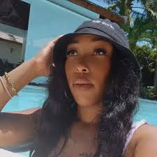 Kristaps Porzingis or Kyrie Irving? 👀⤵️