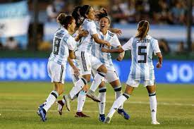 23.771 me gusta · 4 personas están hablando de esto. La Seleccion Argentina De Futbol Femenino Hace Su Despedida Antes De Mundial De Francia Radio Eme