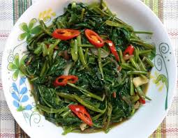 Ikan keli goreng berlada, sayur kangkung goreng, tahu goreng. Elena S Kitchen