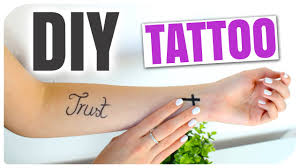 How to make a fake tattoo with sharpie. Diy Tattoos Die Ein Paar Tage Halten Verlosung Wonderfall Xlaeta Youtube