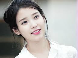 tướng phụ nữ: Phụ nữ sở hữu 1 trong 7 nét tướng này tương lai sẽ có một  cuộc hôn nhân viên mãn, hạnh phúc ngập tràn, phú quý giàu sang |