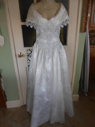 068 Stunning Vintage Late 80 39 S Quot Jessica Mcclintock Quot Off Shoulder Wedding Gown S Wedding Dresses Vintage Dresses Jessica Mcclintock Wedding Dress