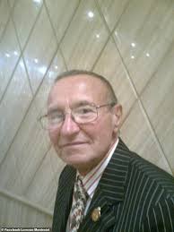 Primrose Dunlop dies aged 70: Australian heiress and countess who was  famously left at the altar when her bridegroom 'prince' eloped with his  best man passes away