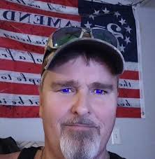 Inflatable RV Lake Floats 😍 Find more here:  https://creative.rapthoitrang.com/inflatable-rv-shaped-lake-floats/