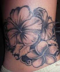 Hibiscus flower foot tattoos suggestions. 39 Motive Fur Ein Tattoo Von Hibiskus Blumen