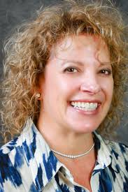 Donna Calamia's Instagram, Twitter & Facebook