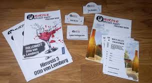 Cowie envisions the evening as a multicourse meal (our main would be steak tartare) where guests find three clue cards tucked underneath their place settings. Murder Mystery Party Krimi Dinner Test Rezension Brett Und Pad