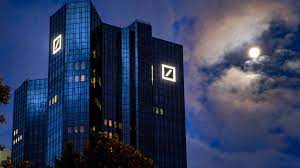 Ist als universalbank tätig und unterhält niederlassungen in mehreren wichtigen europäischen ländern wie new york, london sowie in hongkong, sydney und singapur. Deutsche Bank Macht Doppelt So Viel Gewinn Wie Erwartet