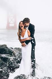 45 Popular Wedding Photo Ideas To Save Memories Wedding Forward Bride Groom Photos Wedding Photos Wedding Couples