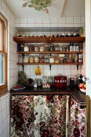 12 Alluring Home Decoration Ideas For Engagement Incredible Ideas Home Decoration Black The Eclectic Colorful London Home Of In 2020 Haus Deko Haus Umbau Western Style
