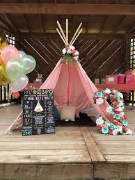 Love This Decor For A Young Wild And Three Themed Boho Birthday Party Youngwildandthree Bohopa Boho Birthday Party Third Birthday Girl Wild Birthday Party