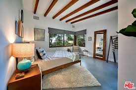 These homes are full of character and tend to be more masculine. 35 Mid Century Modern Primary Bedroom Ideas Photos Home Stratosphere
