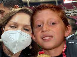 Jul 01, 2021 · finalmente, jimmy chinchay contó lo mal que su familia la pasó y se mostró determinado a salir adelante. Mama De Jaime Lozano Provoca Memes De Benito Rivers Tras Triunfo Del Tri Heraldo Deportes