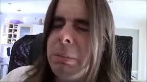 Bratislav Kljajić 23🇩🇰𓁁 على X: Fue popular en su momento junto a más videos  turbios de aquella época (cómo 2 Girls 1 cup) gracias a las reacciones de  Dross. t.courkyb4lXHO  X