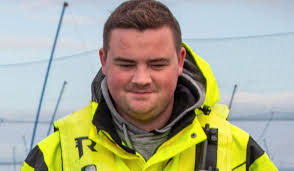 Lars Petter og 31 andre øyværinger har runddag denne uka