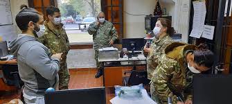 La dirección general de sanidad militar tiene el objeto de prestar un servicio integral de salud en las áreas de promoción, prevención, protección, recuperación y rehabilitación del personal afiliado y sus beneficiarios, así como prestar servicios de sanidad inherentes a las operaciones militares. Covid 19 Asi Funciona El Centro Logistico De Distribucion De Sanidad Militar Argentina Gob Ar