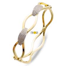 Pin By Shanu Jain On Rs Gold Bangles Design Bangles Jewelry Designs Gold Ring Designs