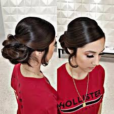 We have come up with a delightful updo hairstyle for your quinceanera that will surely inspire your side bun with an updo and a natural floral crown give an unusual bewitching appearance to girls at their quinceaneras. 12 Stunning Quinceanera Hairstyles With Updos Sheideas