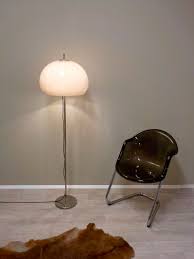 Design Stehlampe 70er