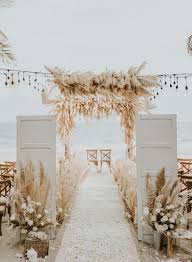 Explore wedding vendors, find inspiration, read practical planning tips, and more. Use This Wedding Decor Checklist To Help You Nail Every Detail Junebug Weddings