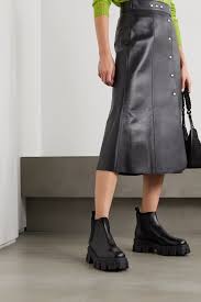 Maybe you would like to learn more about one of these? Black 60 Glossed Leather Platform Chelsea Boots Prada Chelsea Bottes Chelsea Chaussure