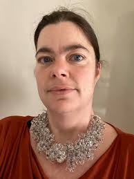 Rusty thinks that wearing jewelry qualifies him as a Boss. Lizards aren't  easily impressed, this won't be an exception.