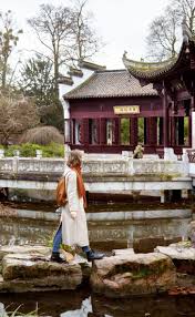 Stuttgart ost japangarten im schlossgarten wiedereroffnet. Chinesischer Garten Frankfurts Oase Zum Entschleunigen