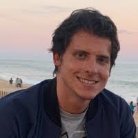 Amanda Shuster's Instagram, Twitter & Facebook