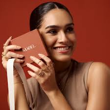 Elevate your look with our stunning necklace. 📿🫶 Product Featured: ✨Gold  Studded Daisy Pendant Necklace ₹2299 #JewelryVibes #Mabel #MabelJewelry  #925SilverJewelry #JewelryForAll #ElevatingEverydayStyle #necklace