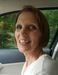 Kelly Beeler's Instagram, Twitter & Facebook