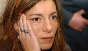 Kristina rady, la mère des deux enfants du chanteur de noir désir bertrand cantat, s'est pendue dimanche à son domicile à bordeaux. La Lettre De Suicide De Krisztina Rady Devoilee L Express