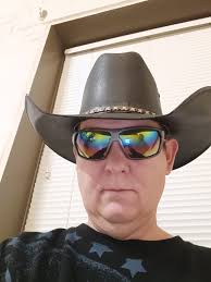 At what age should a child get a phone?