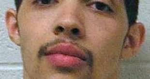 Police: Convicted felon caught with stolen handgun in Perryville