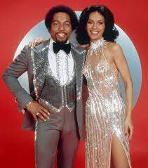 Изучайте релизы marilyn mccoo на discogs. In The Spotlight Marilyn Mccoo And Billy Davis Jr Cut It Out Magazine