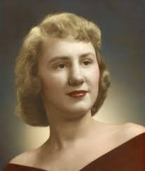 Elizabeth Crites's Instagram, Twitter & Facebook