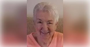 Nichole Whitney's Instagram, Twitter & Facebook