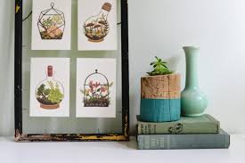 This lamp is meant to be made from your leftover scraps of yarn and buttons you have laying around. 100 Unbelievably Cheap Diy Home Decor Crafts
