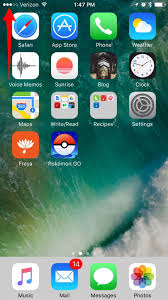 The Iphone Uses A Lot Of Status Icons In Order To Show Information In A Very Small Space On Screen From The Commonly Known Wi Fi Signa Iphone Icon Iphone Icon