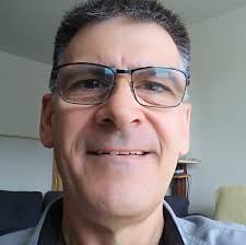 We've taken the filet mignon of pork and given it some smokin' flavor.  These tenderloins are marinated in sweet honey and thyme mixture and smoked  to perfection over aromatic applewood. Get the