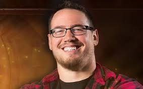 爐石戰記】首席設計師Ben Brode實況問答彙整─ 準備要公佈不錯的牧師卡牌！ -- 上報/ 遊戲