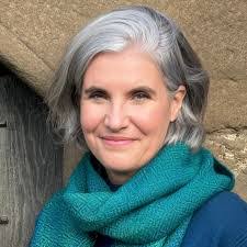 Elizabeth Ivy's Instagram, Twitter & Facebook